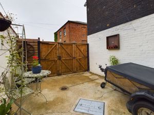Courtyard- click for photo gallery